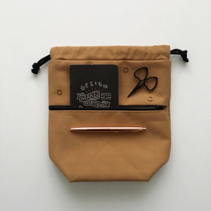 La vie en tricot Drawstring Bag